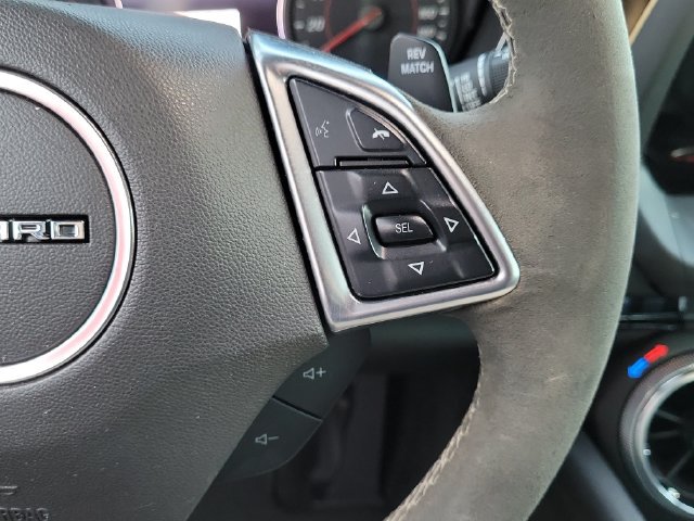 Used 2020 Chevrolet Camaro SS RWD image 20
