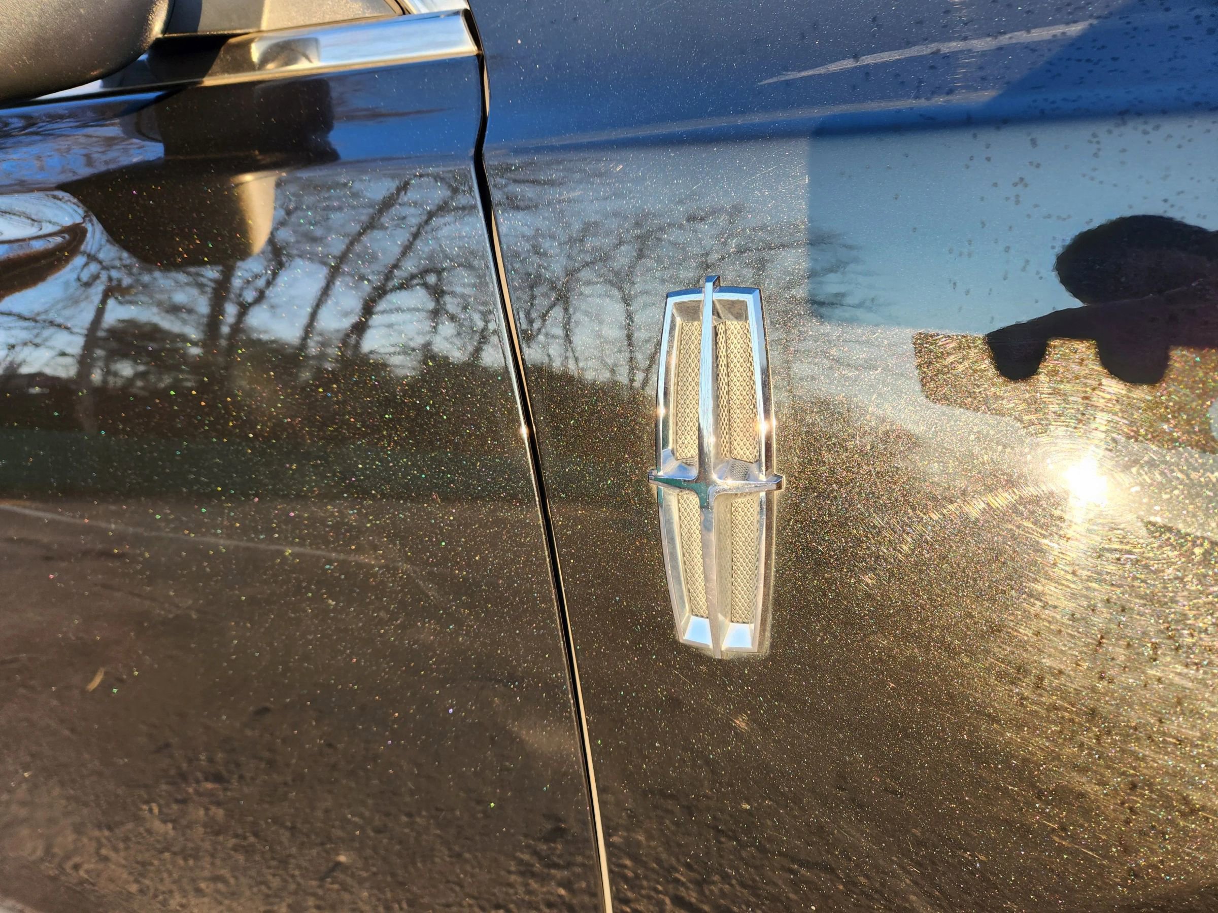 Used 2012 Lincoln MKS AWD image 7