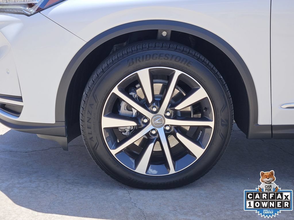 Certified 2026 Acura MDX w/ Technology Package FWD image 11