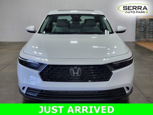 Certified 2023 Honda Accord EX image 3