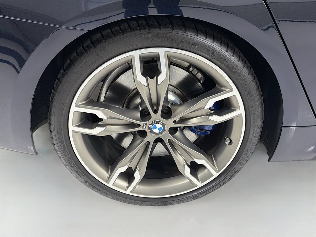 Used 2021 BMW M550i xDrive w/ Premium Package AWD/4WD image 36