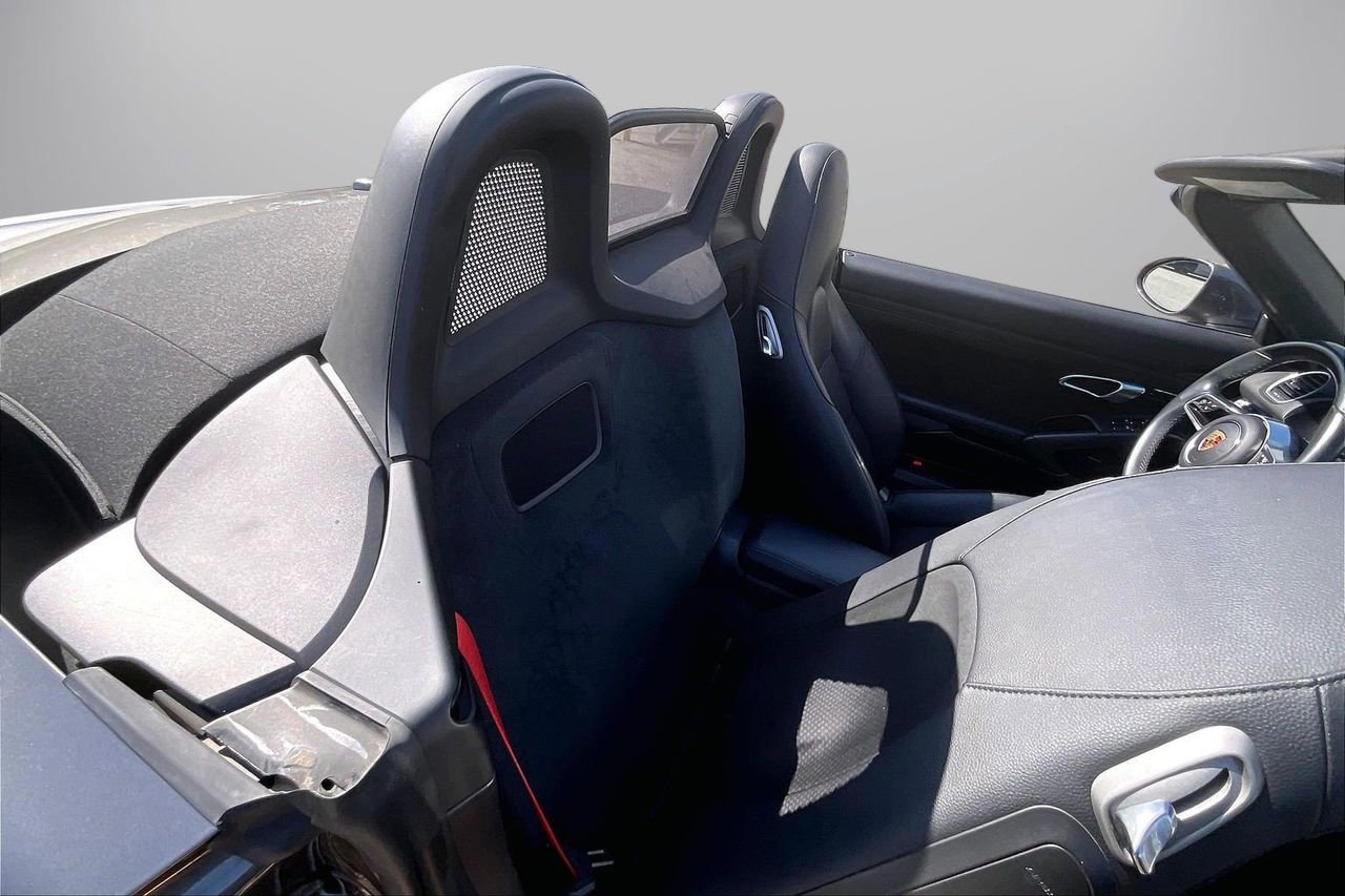 Used 2019 Porsche 718 Boxster S RWD image 24