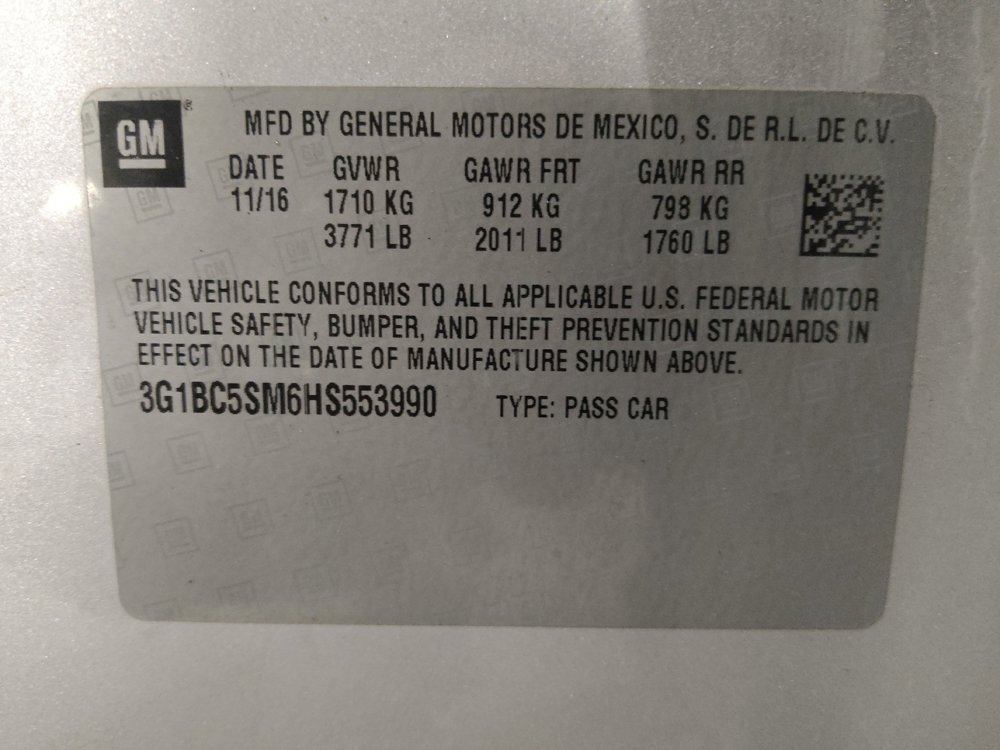 Used 2017 Chevrolet Cruze LS FWD image 33