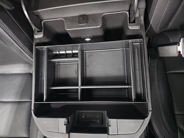 Used 2021 Chevrolet Silverado 3500 High Country w/ Technology Package image 28