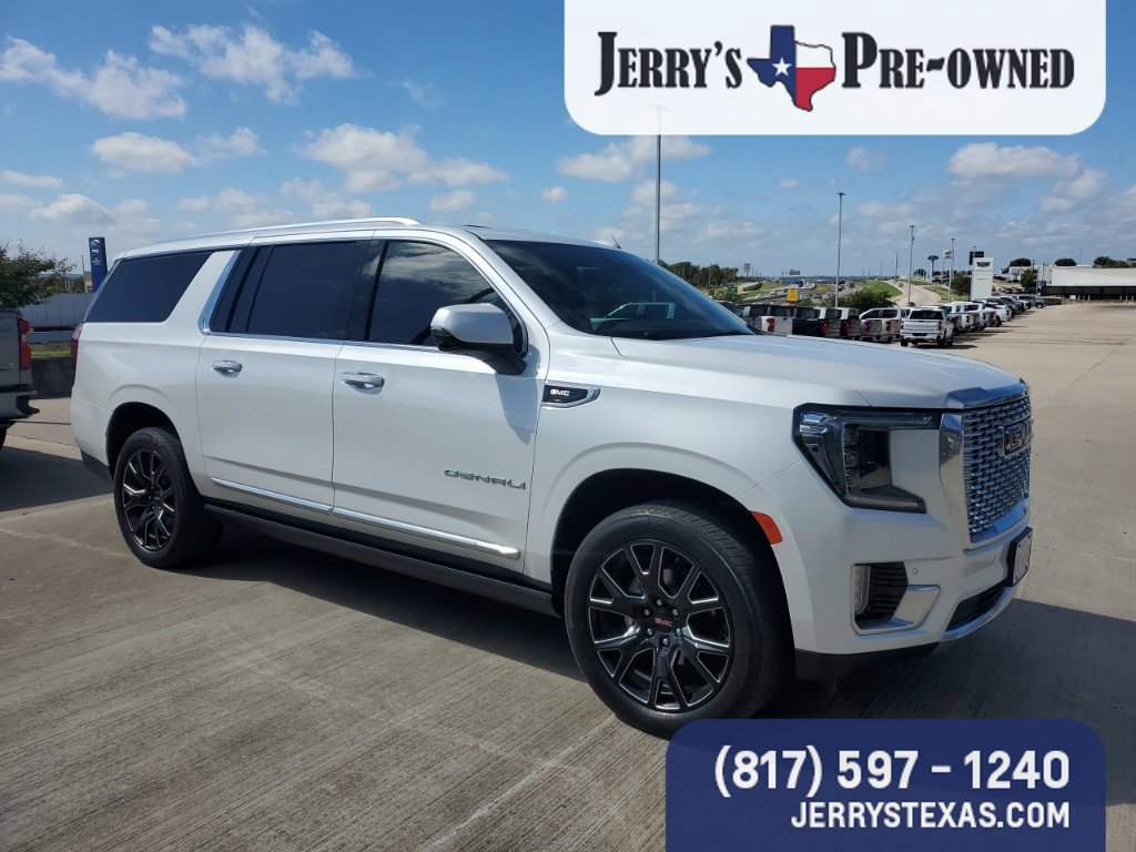 Used 2024 GMC Yukon XL Denali AWD/4WD image 4