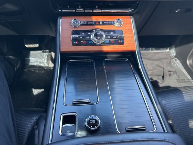 Used 2020 Lincoln Aviator Grand Touring w/ Equipment Group 302A image 19