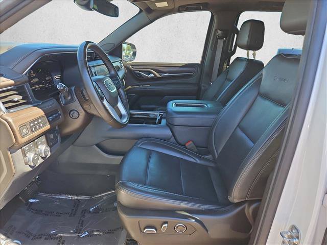 Used 2023 GMC Yukon XL Denali AWD/4WD image 20