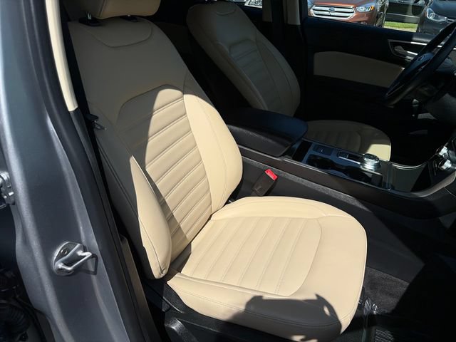 Used 2022 Ford Edge SEL AWD/4WD image 37