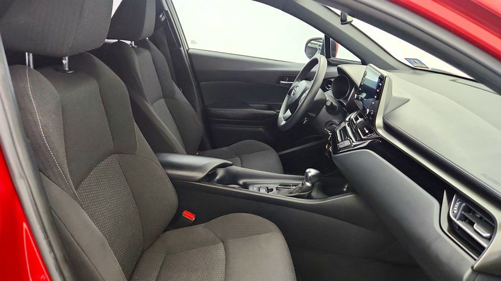 Used 2019 Toyota C-HR LE FWD image 22