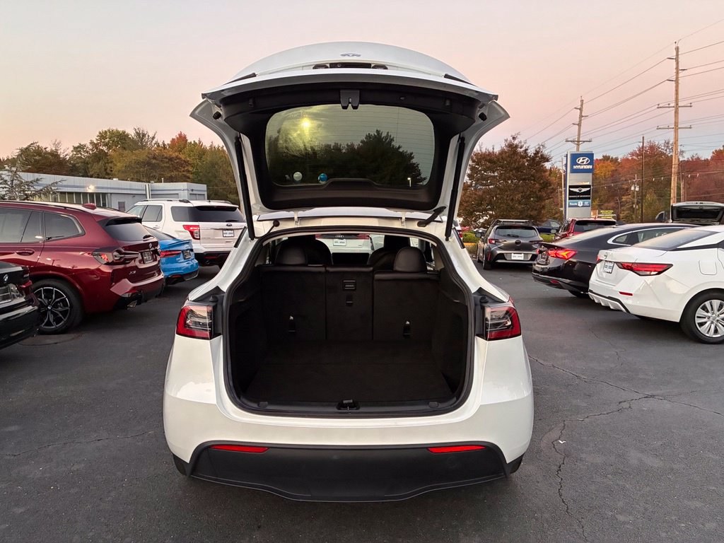 Used 2023 Tesla Model Y Long Range AWD/4WD image 11