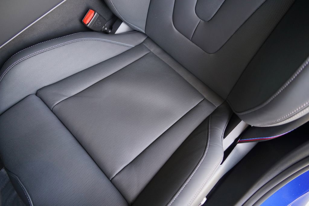 New 2026 BMW M5 w/ Executive Package AWD/4WD image 12