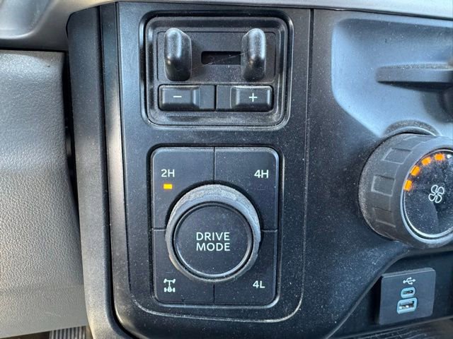 Used 2023 Ford F250 XL w/ XL Driver Assist Package AWD/4WD image 29