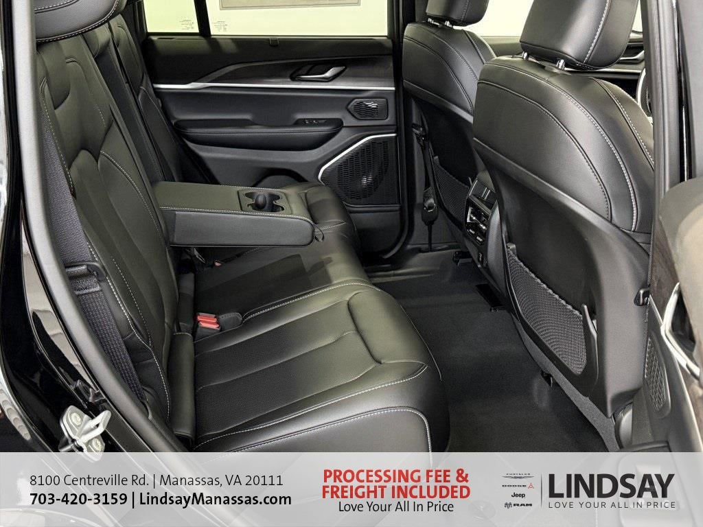 New 2025 Jeep Grand Cherokee Limited w/ Luxury Tech Group II image 15