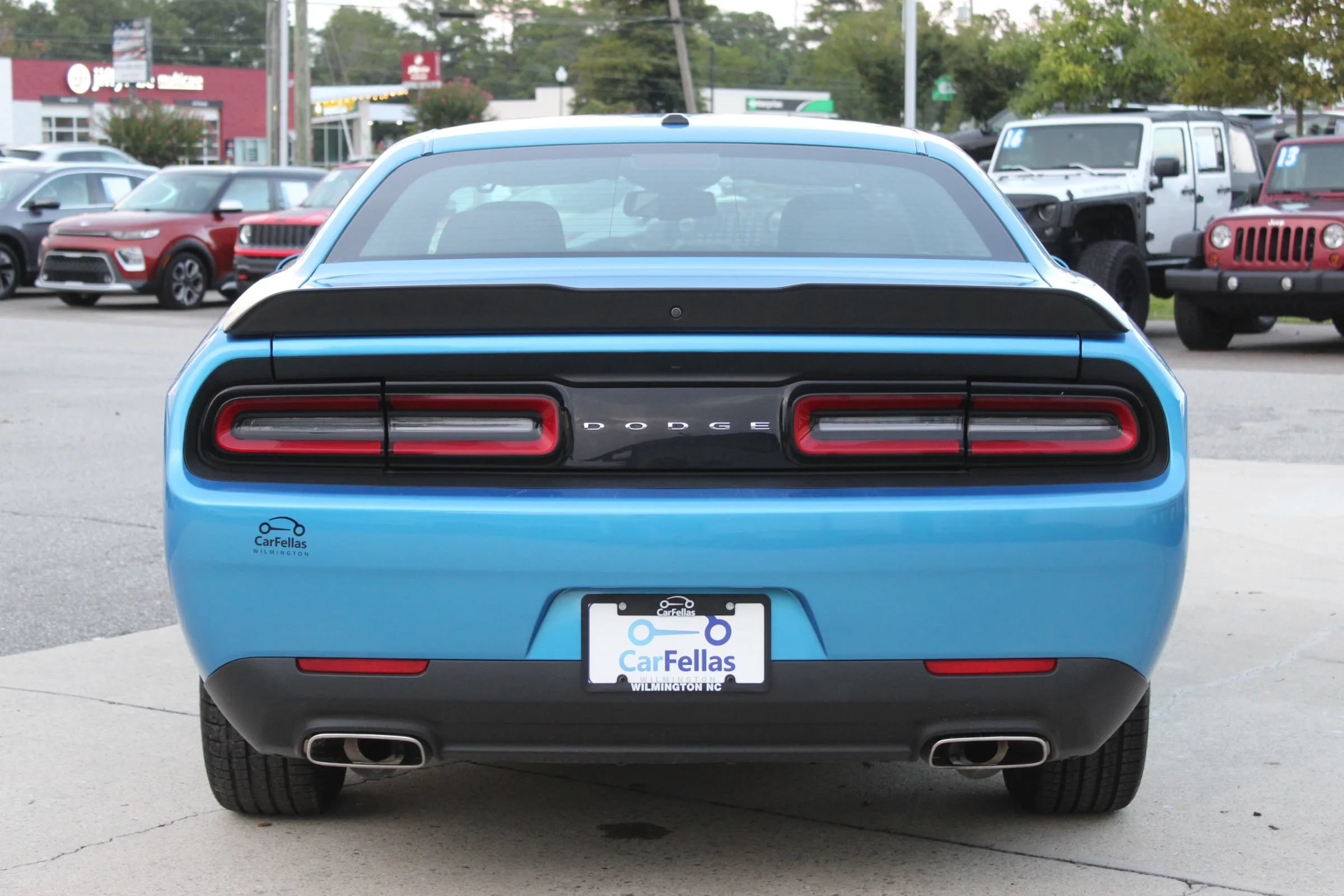 Used 2023 Dodge Challenger SXT RWD image 4