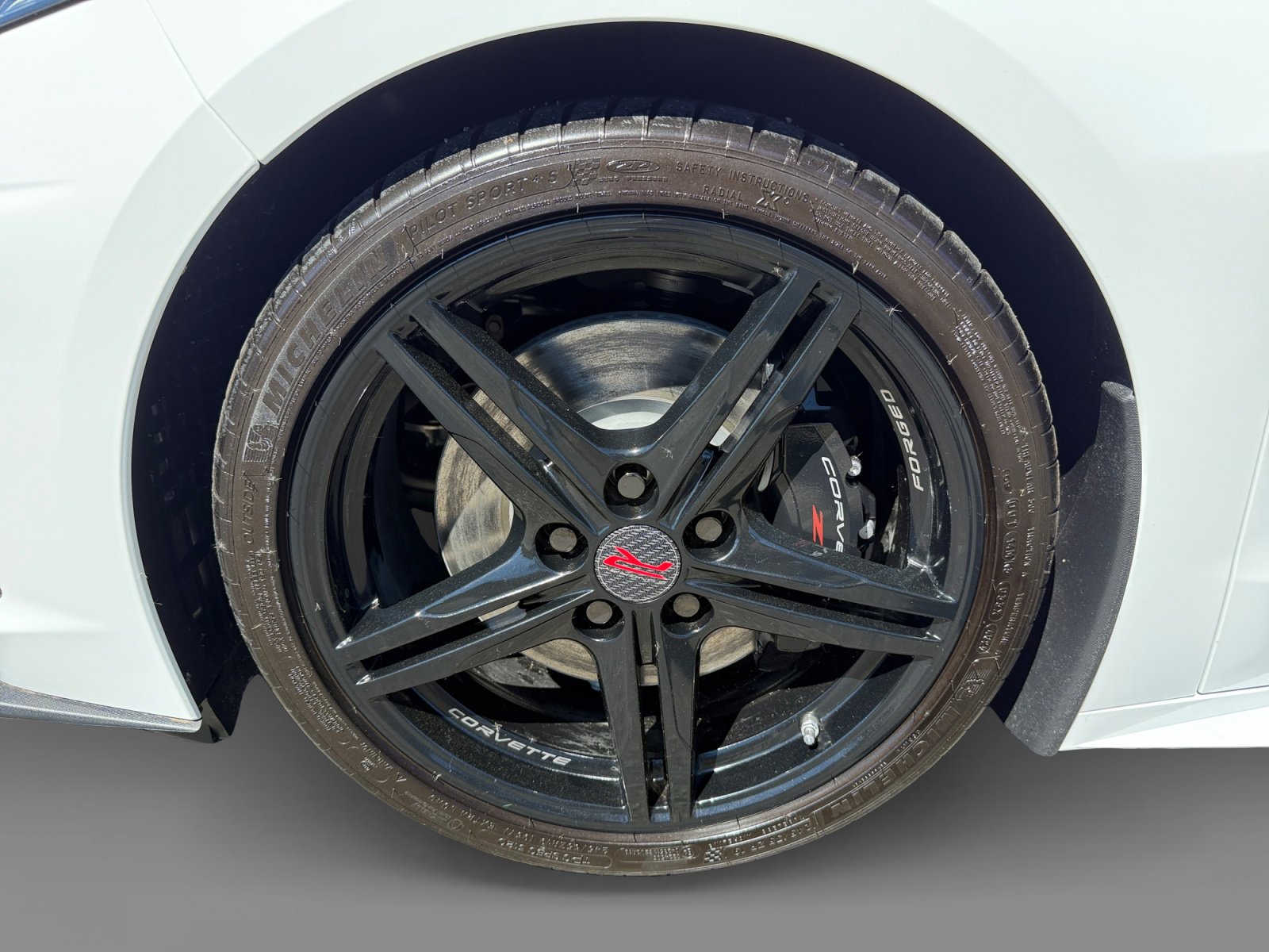 New 2026 Chevrolet Corvette Stingray Premium Cpe w/ Z51 Performance Package image 9
