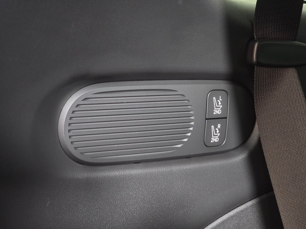Used 2026 Hyundai Palisade SEL AWD/4WD image 24