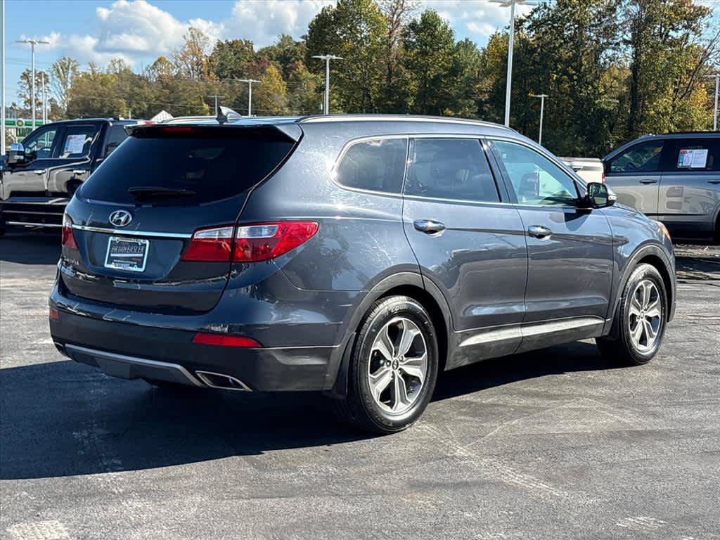 Used 2014 Hyundai Santa Fe GLS FWD image 3