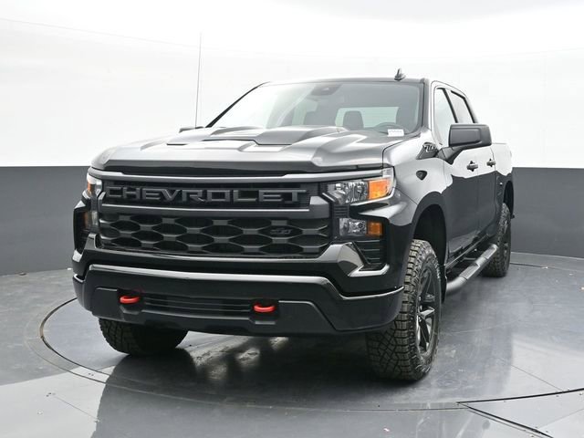 New 2026 Chevrolet Silverado 1500 Custom Trail Boss w/ LPO, Dark Essentials Package video 2