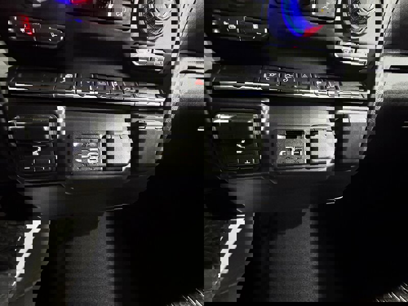 Used 2020 GMC Sierra 2500 SLT image 18