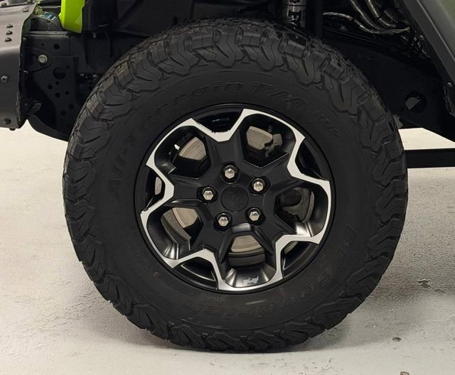 Used 2021 Jeep Wrangler Unlimited Rubicon 4xe w/ Dual Top Group image 9