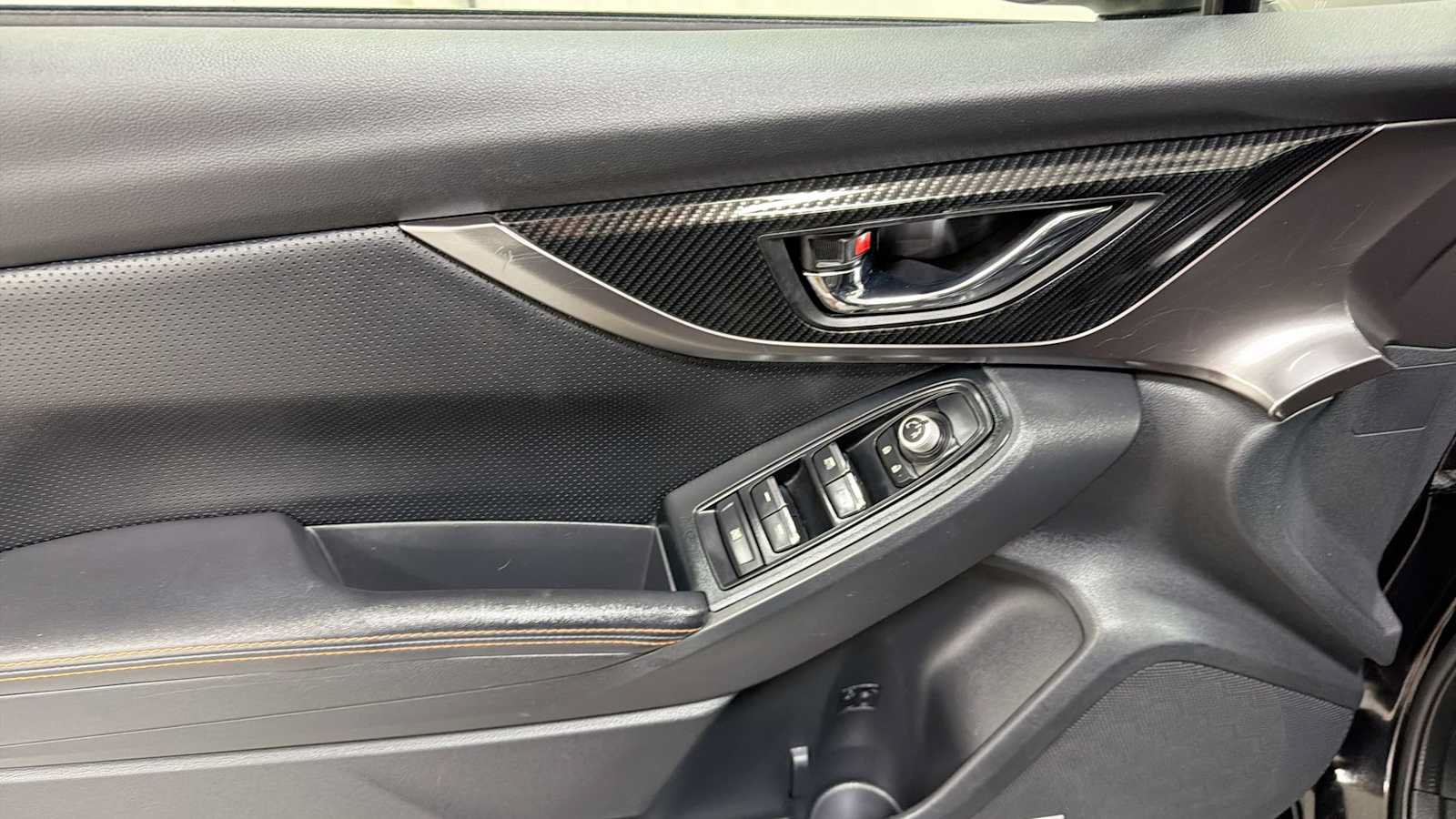 Used 2019 Subaru Crosstrek 2.0i Limited w/ Moonroof Package w/Navigation AWD/4WD image 15