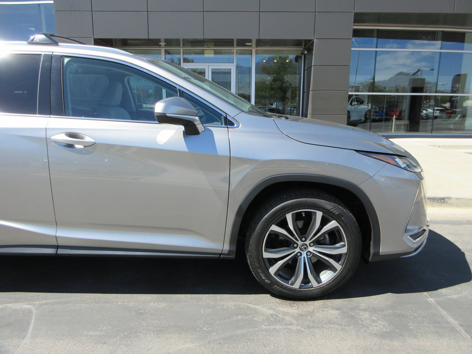Used 2022 Lexus RX 450h AWD w/ Premium Package image 12