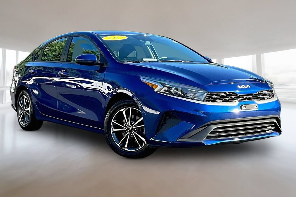 Used 2023 Kia Forte LXS FWD image 1