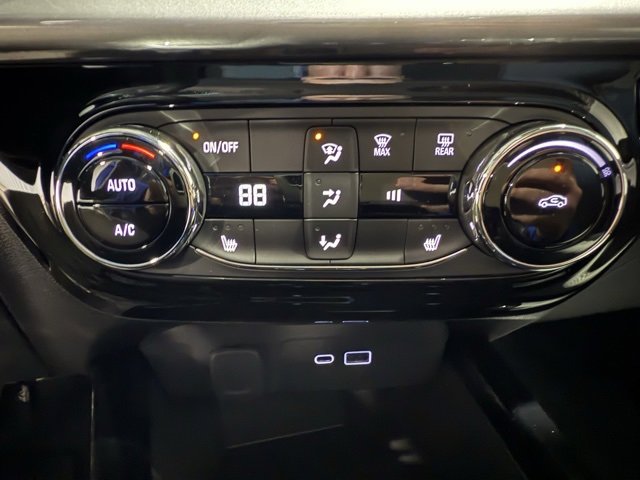 New 2026 Chevrolet Trax LT image 19