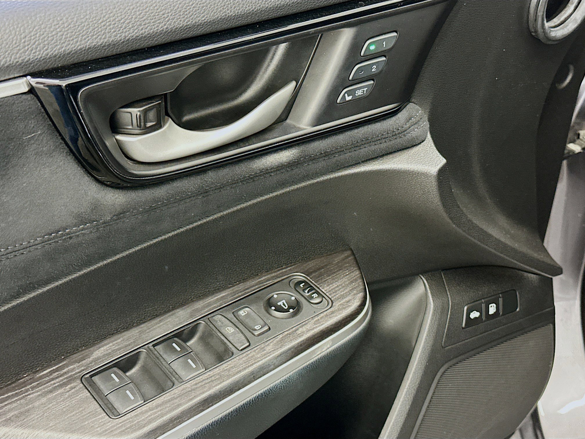 Used 2018 Honda Clarity Touring image 15