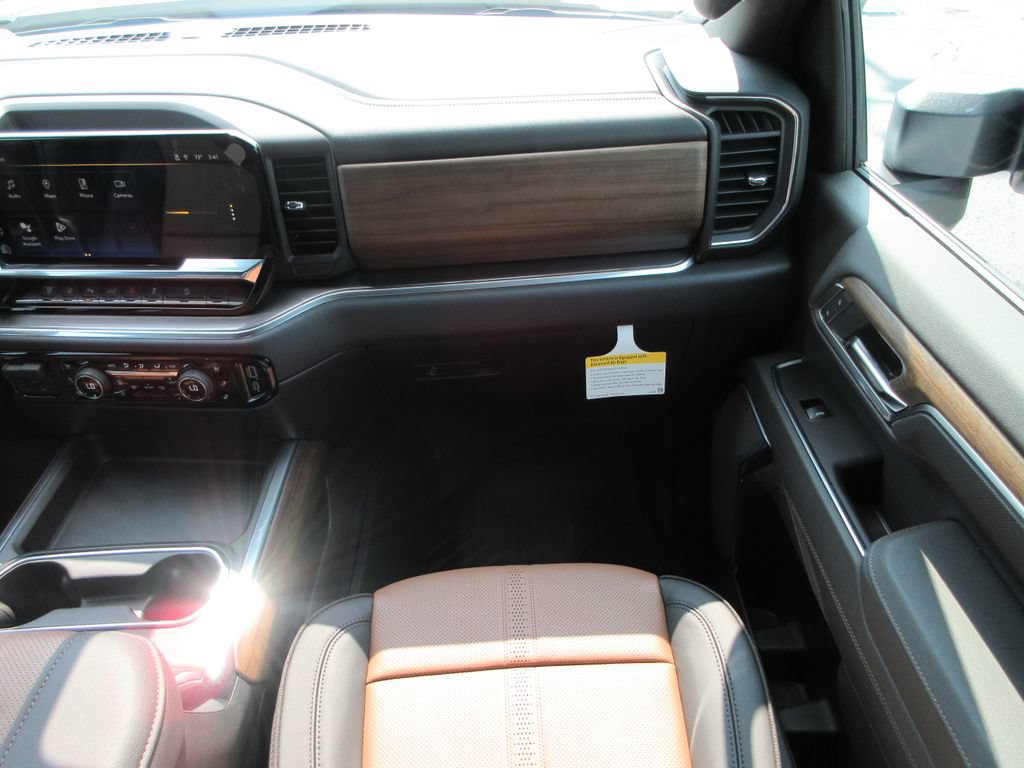 New 2026 Chevrolet Silverado 3500 High Country AWD/4WD image 18