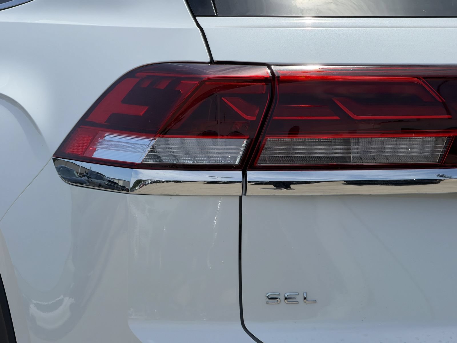 New 2026 Volkswagen Atlas Cross Sport SEL AWD/4WD image 12