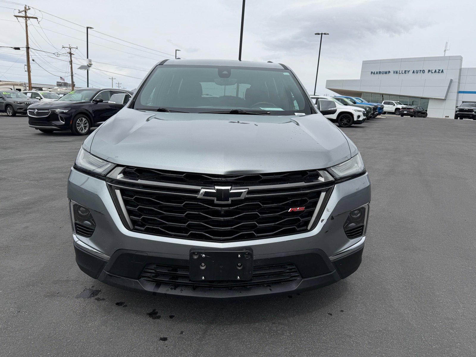 Used 2023 Chevrolet Traverse RS image 8