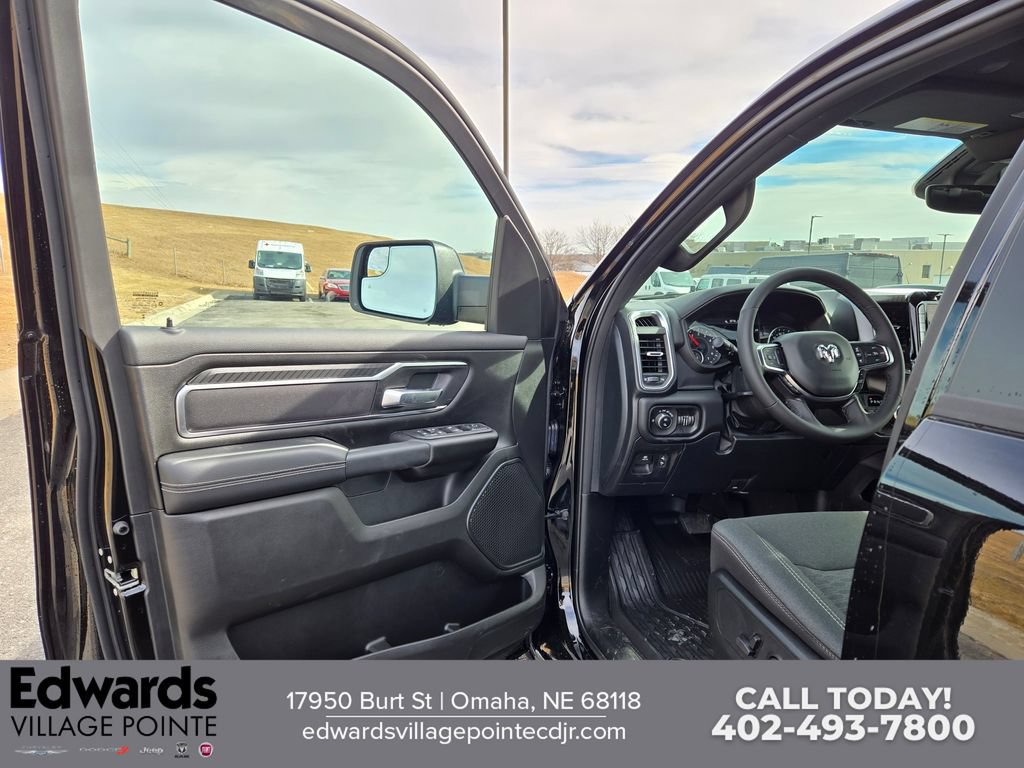 New 2026 RAM 1500 Big Horn AWD/4WD image 9