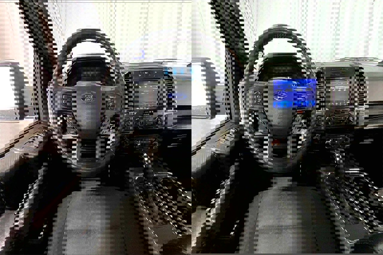 Used 2020 Ford F150 XLT w/ Equipment Group 302A Luxury image 14