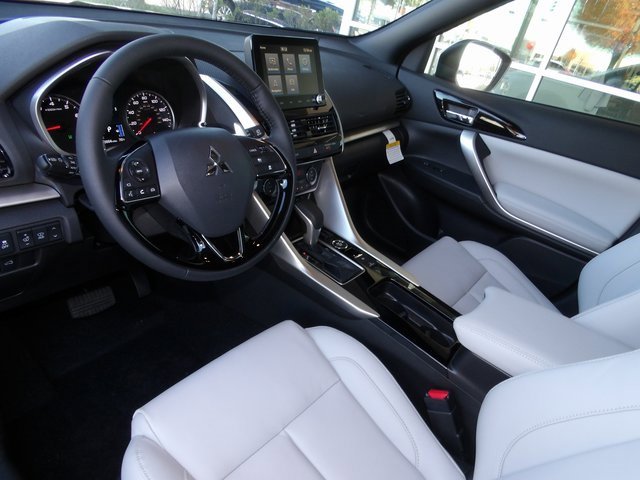 New 2025 Mitsubishi Eclipse Cross SE image 13