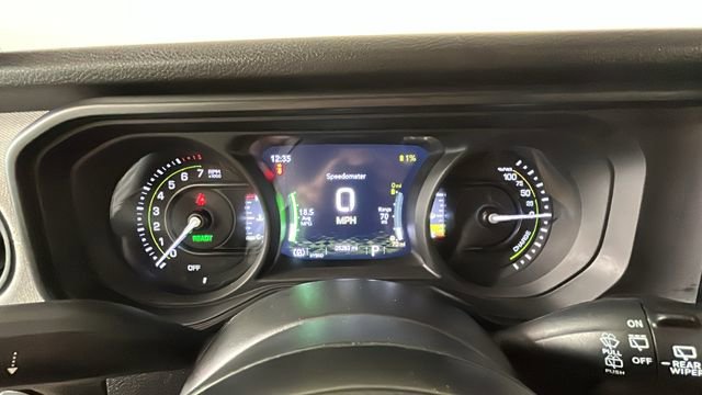 Used 2024 Jeep Wrangler Unlimited w/ Convenience Group AWD/4WD image 18