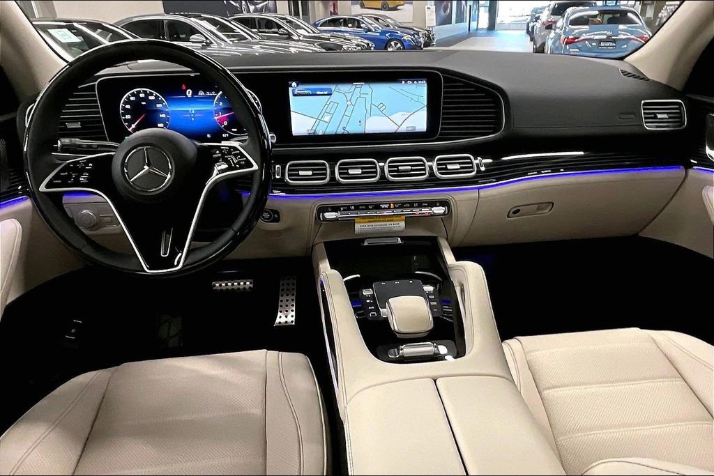 New 2026 Mercedes-Benz GLS 450 4MATIC image 5
