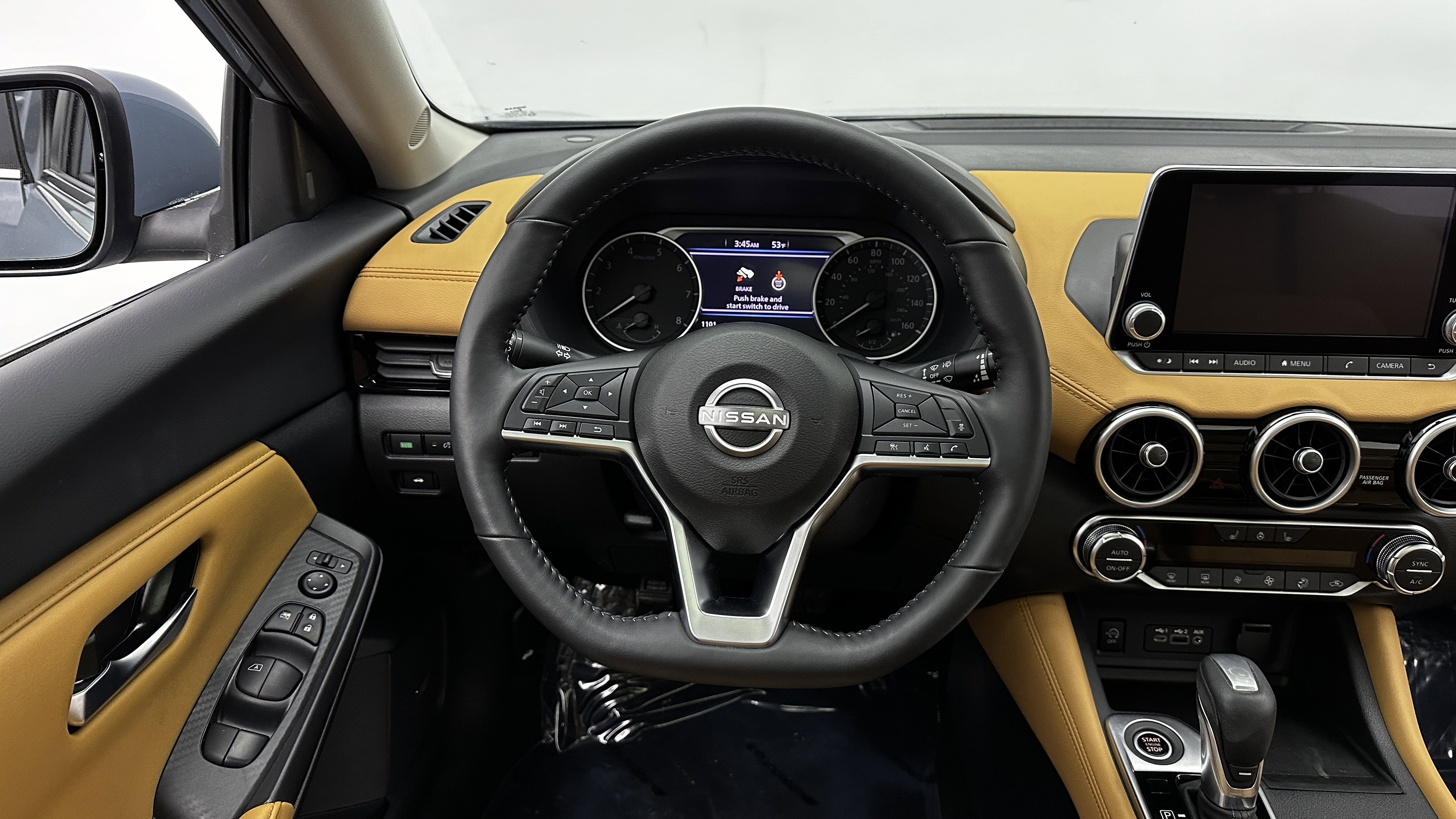 Used 2025 Nissan Sentra SV w/ SV Premium Package image 27