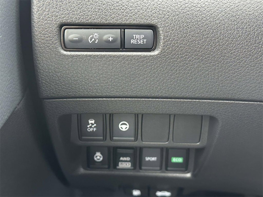 Used 2022 Nissan Rogue Sport SL image 21