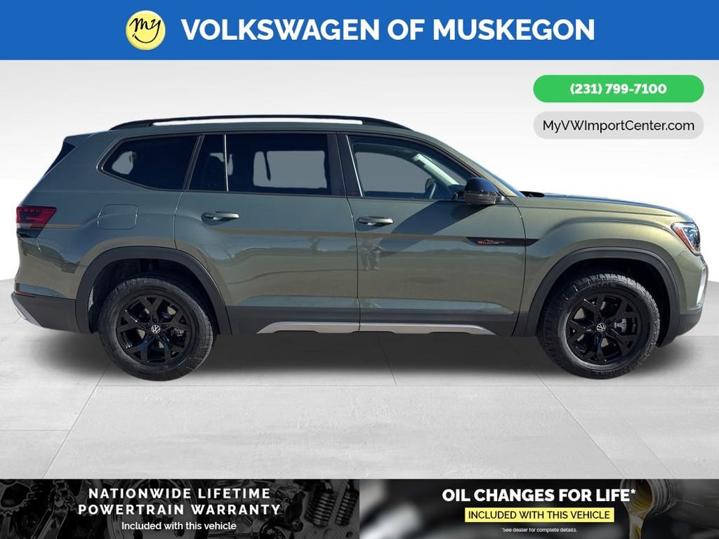New 2026 Volkswagen Atlas Peak Edition image 8