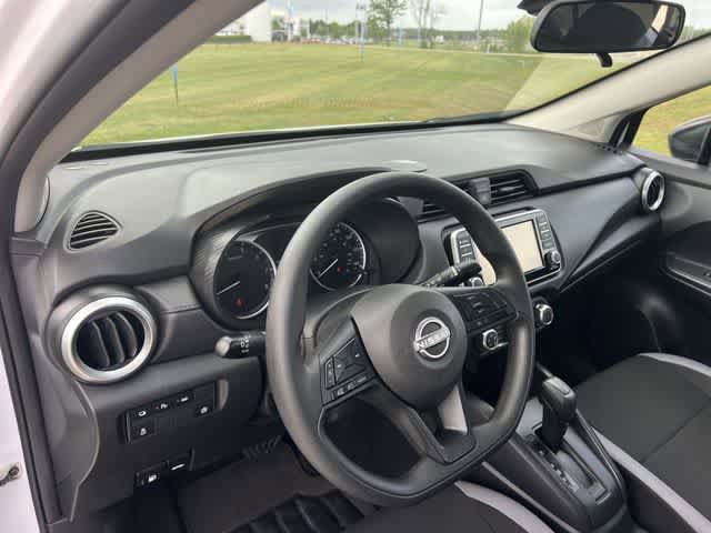 Used 2025 Nissan Versa S w/ Trunk Package image 15