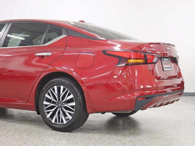 Used 2023 Nissan Altima 2.5 SV image 10
