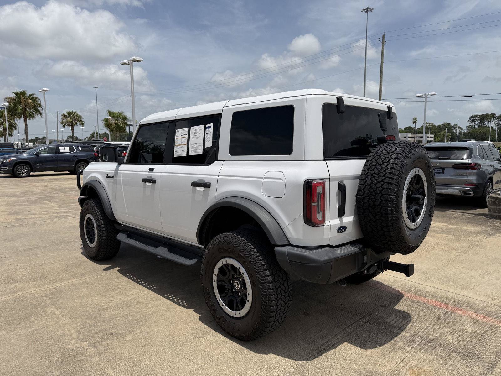 Certified 2025 Ford Bronco Badlands AWD/4WD image 17