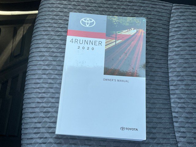 Used 2020 Toyota 4Runner SR5 AWD/4WD image 36