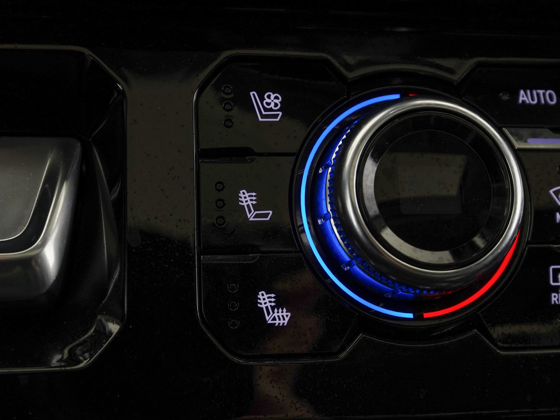 Used 2025 GMC Sierra 2500 Denali w/ Denali Reserve Package image 23