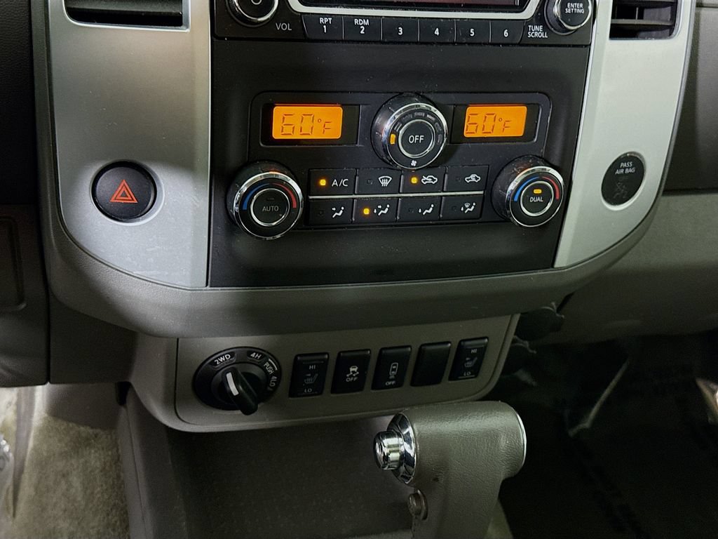 Used 2016 Nissan Frontier SV w/ SV Value Truck Package AWD/4WD image 7