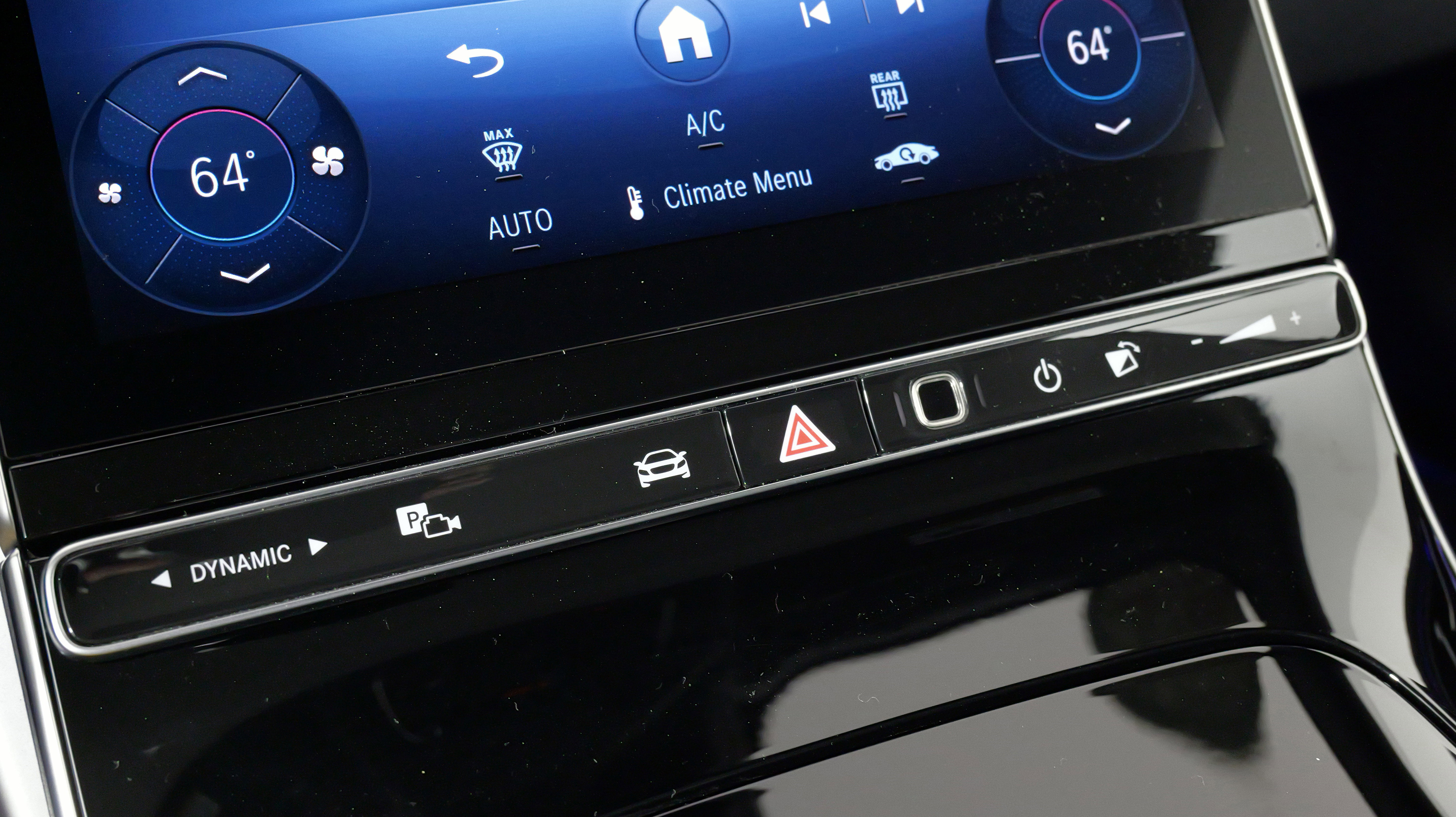 Used 2024 Mercedes-Benz CLE 300 4MATIC Cabriolet image 52