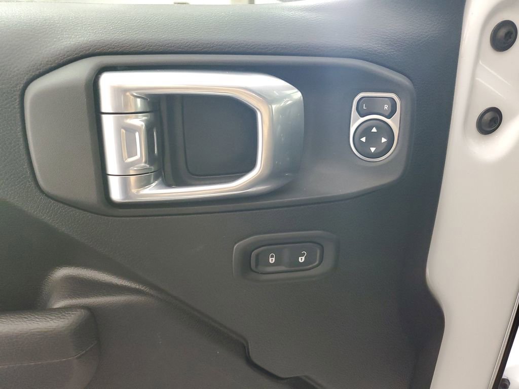 Used 2022 Jeep Wrangler Unlimited Rubicon image 28