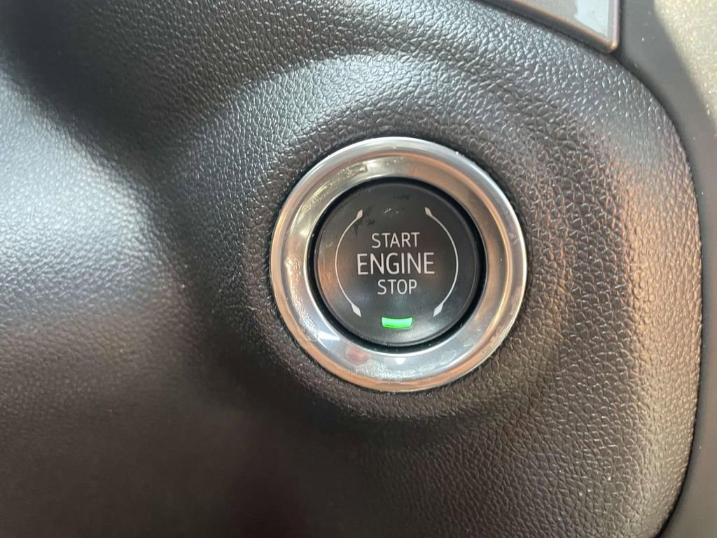 Used 2024 Chevrolet Silverado 1500 W/T image 23