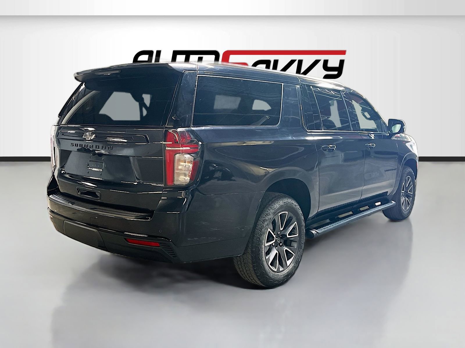 Used 2023 Chevrolet Suburban Z71 w/ Luxury Package image 7